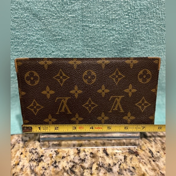 🌺SALE Louis Vuitton Vintage Long Bifold Wallet/Checkbook - Picture 2 of 15